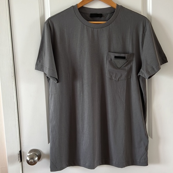 Prada short sleeve T-shirt for men - Picture 3 of 11